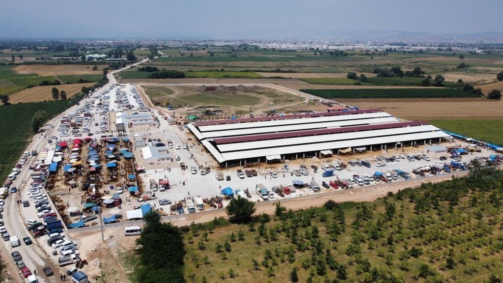 Modern hayvan pazarı yüzleri güldürdü