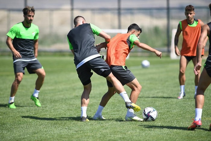 Bursaspor, hazırlıklarını sürdürdü