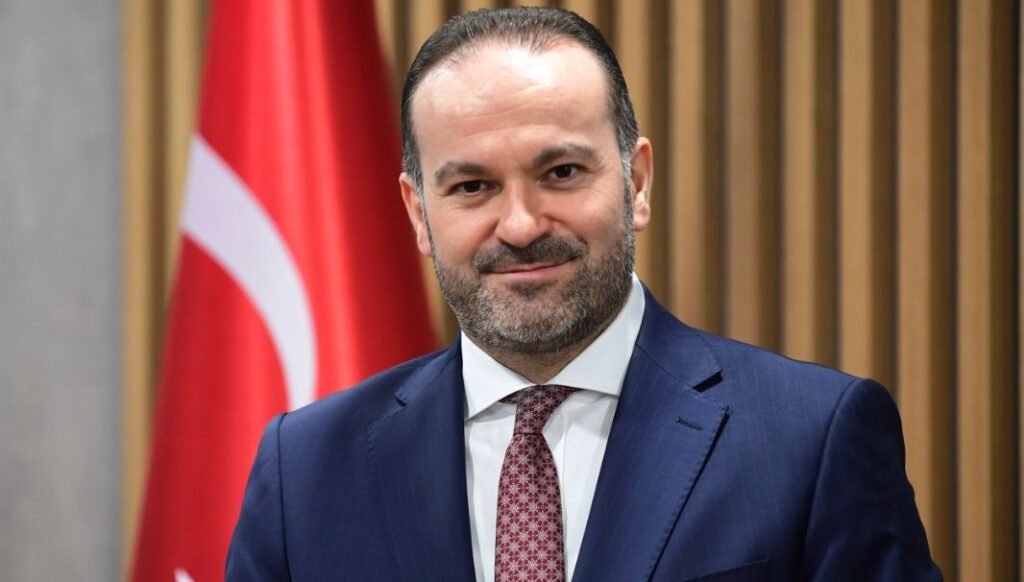 TRT’de yönetim değişti