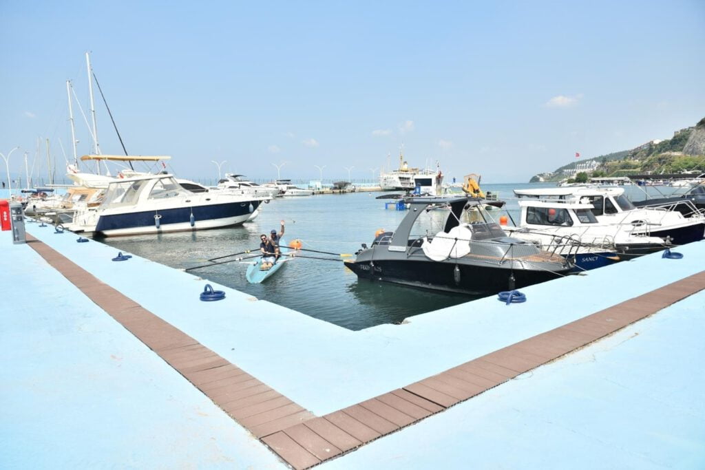 Yat limanı Güzelyalı’ya yakıştı