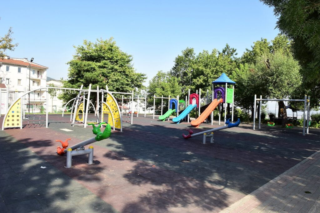 Yıldırım’ın parkları yenileniyor