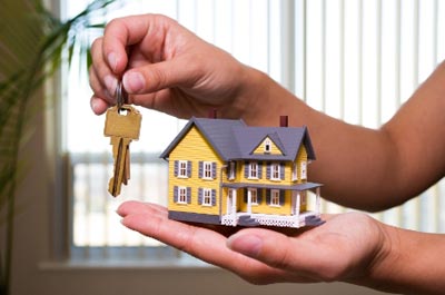 Balıkesir Ayvalık’ta 100 m² dubleks ev icradan satılıktır