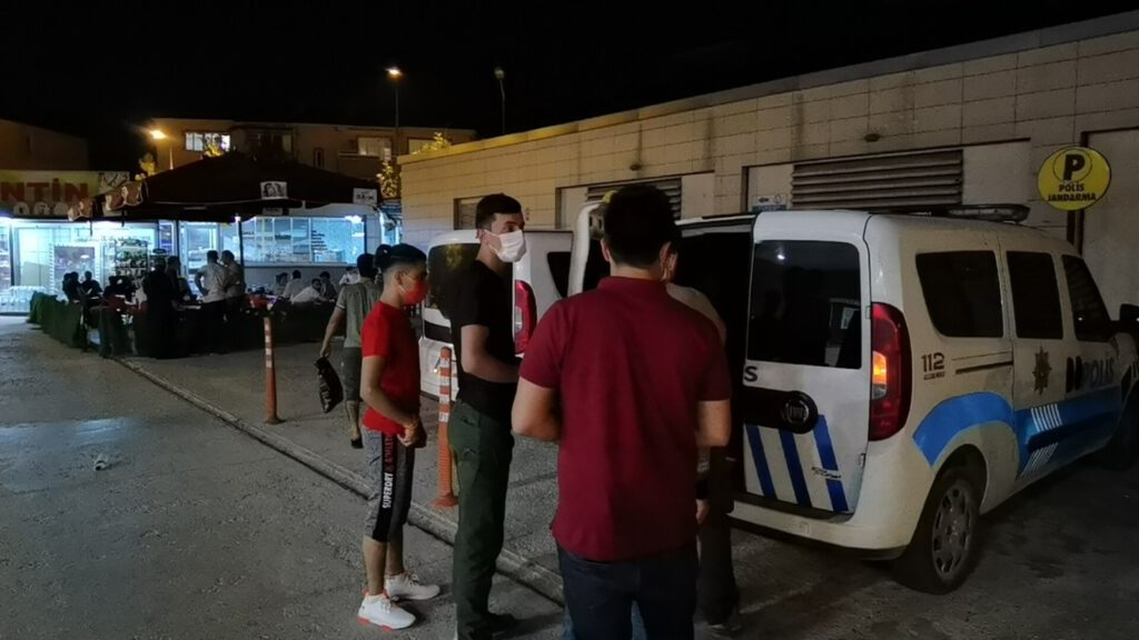 5 mülteci takside yakalandı