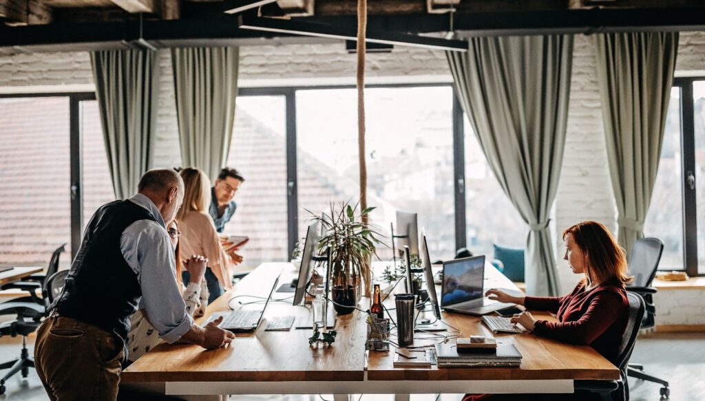 ABD’de ofise dönüşe Delta varyantı engeli