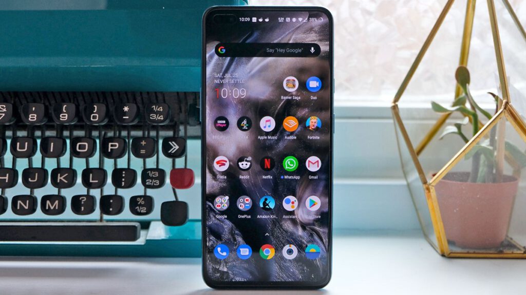 Android 12 geliyor