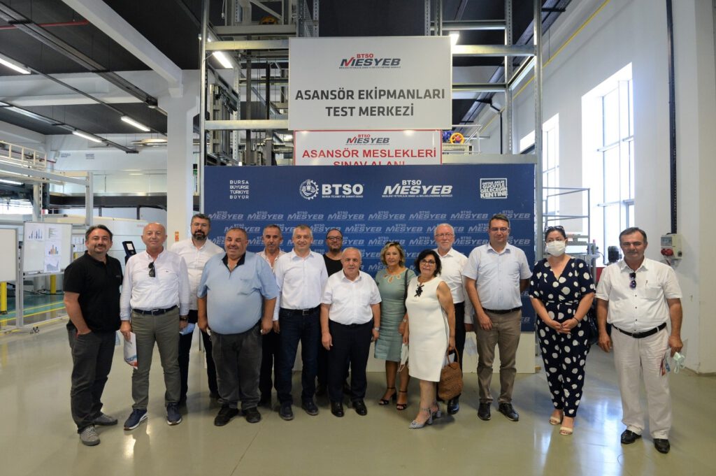 Asansör sanayicilerinden tam not