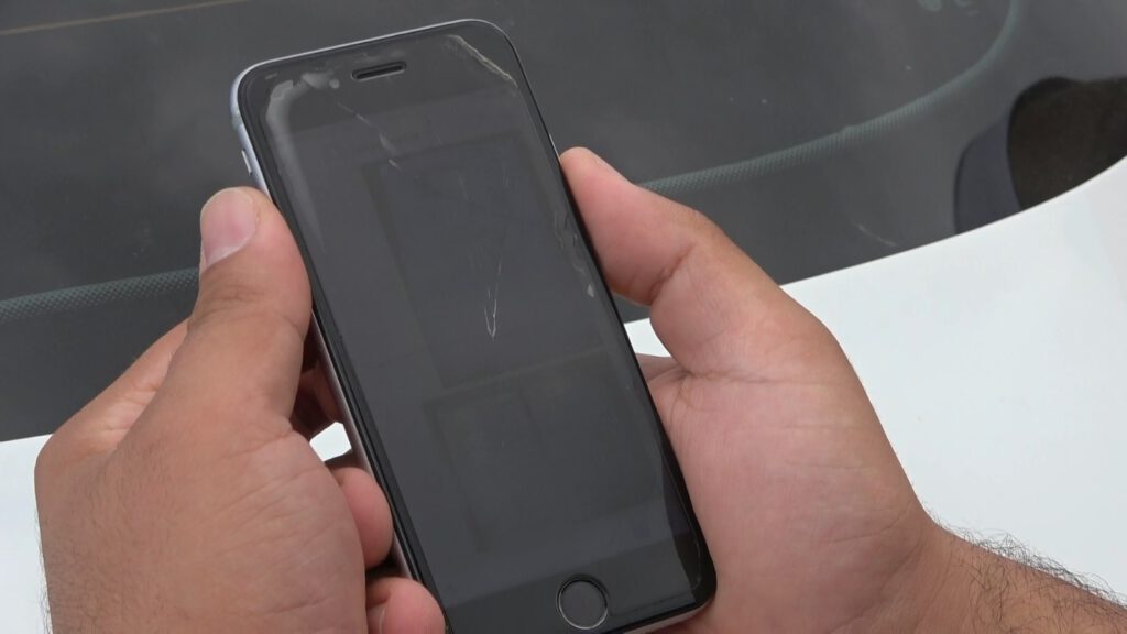 Aynı aracı üç kişiye sattılar…