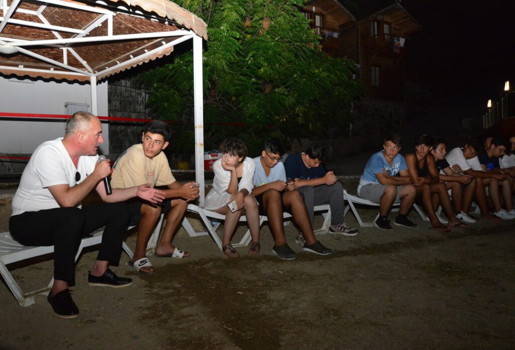 Başkan Sertaslan, gençlerle buluştu