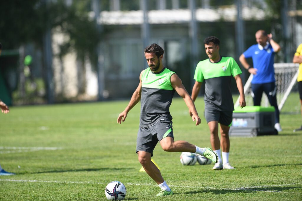 Bursaspor’da yeni sezon hazırlıkları sürüyor