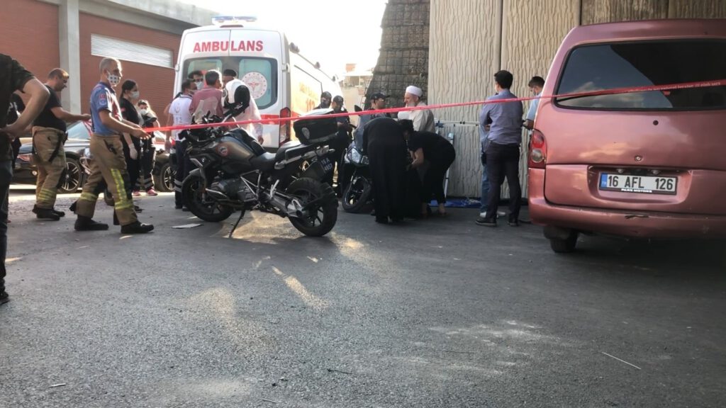 Elektrik akımına kapılarak can verdi