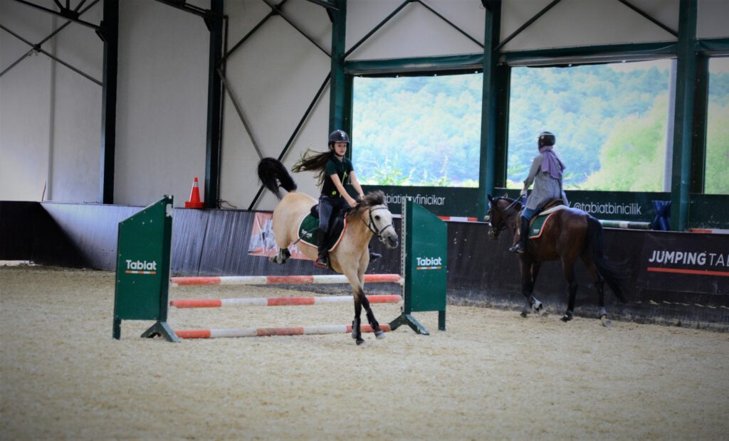 Gezmek için geldi, şampiyon oldu!