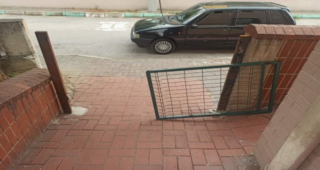 Gündüz, muhtarlığın kapısını çaldılar!