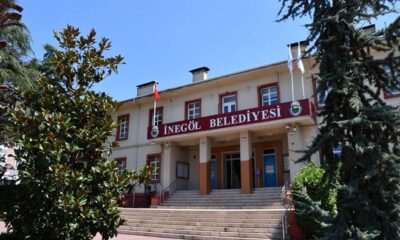 İzinsiz gösteriye para ve hapis cezası