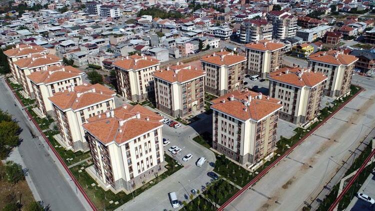 Sivas Mehmet Akif Ersoy’da 100 m² 2+1 daire icradan satılık