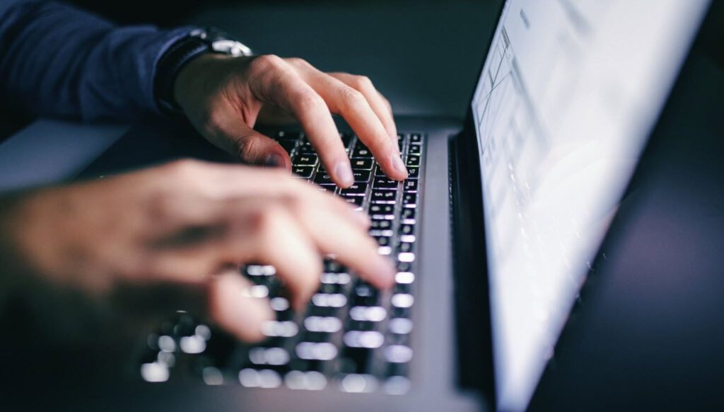 SPK’dan 50 siteye erişim engeli