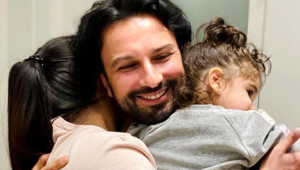 Tarkan: Sevgiye sığınma zamanı