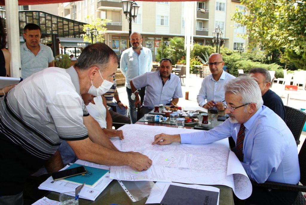 Turgay Erdem, Üçevler’de