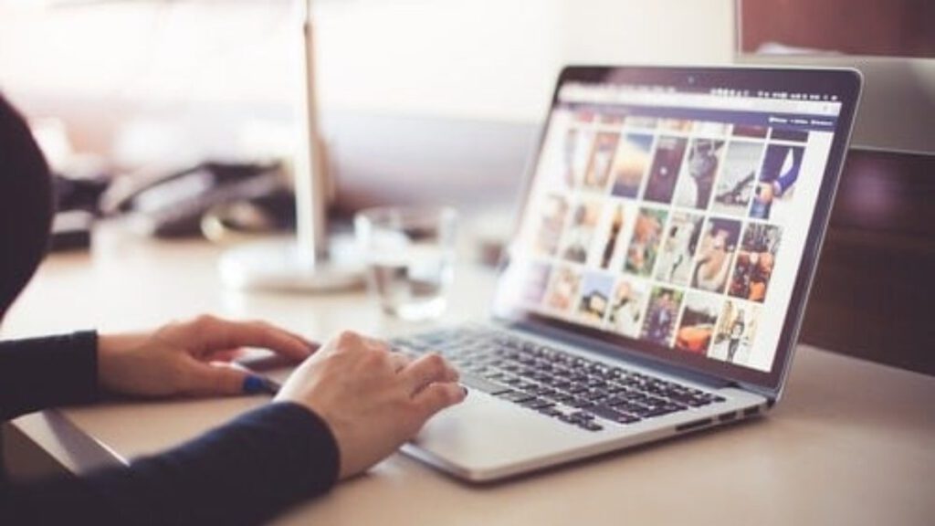 Türkiye’nin yüzde 82,6’sı internet kullanıyor