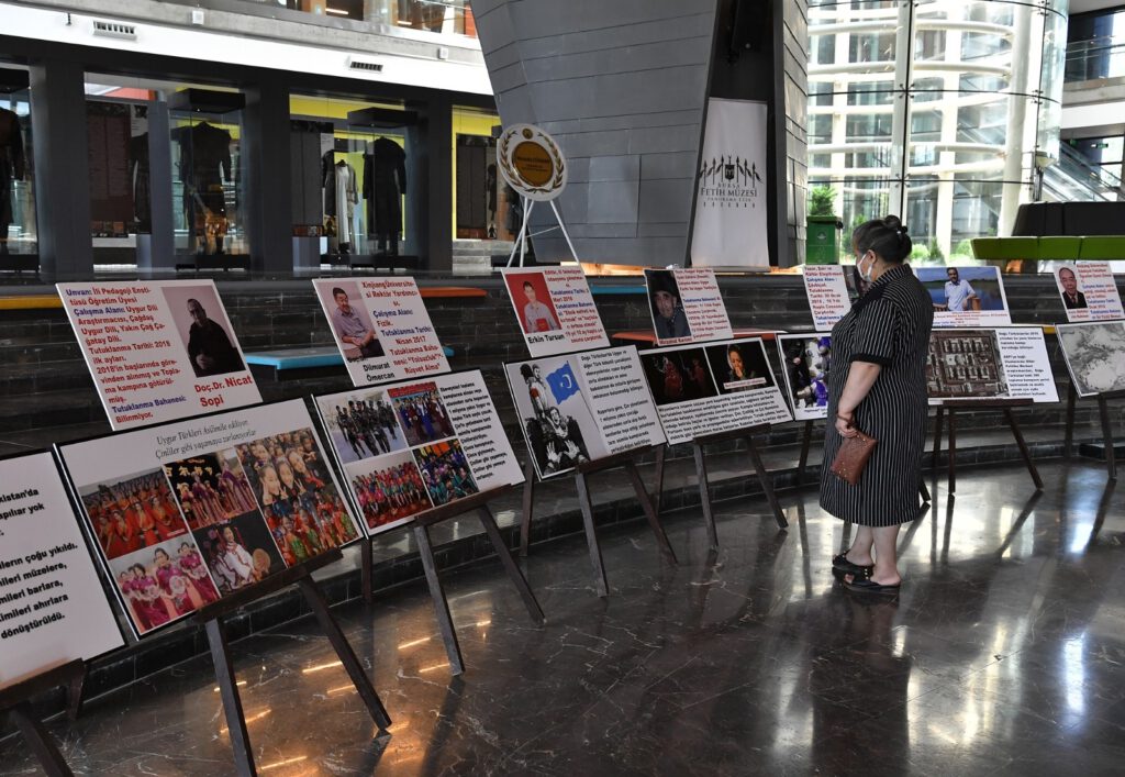 Türklerin çığlıkları bu sergide