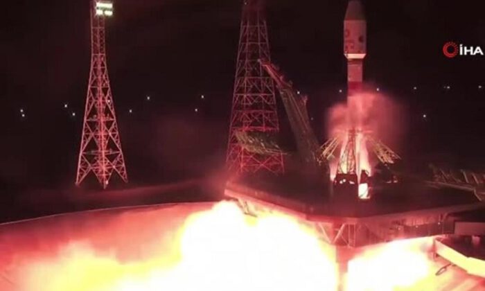 Rusya, 34 uyduyu daha uzaya fırlattı