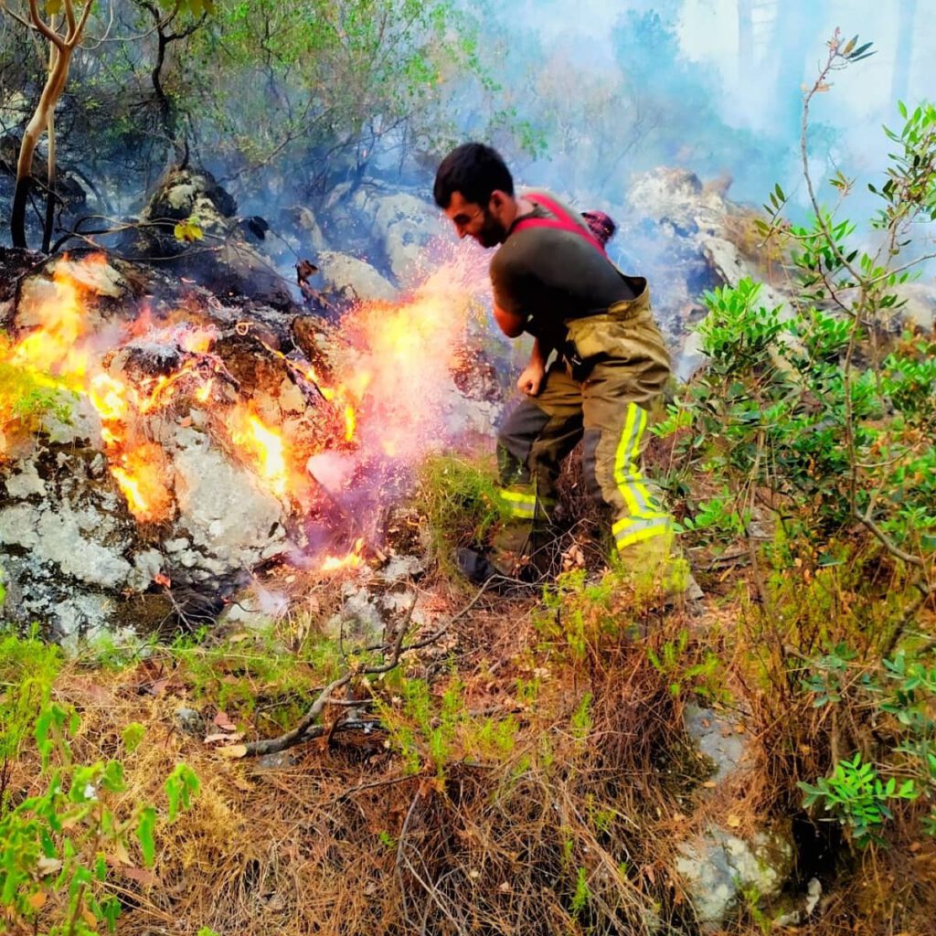 Yangın bölgesine takviye sürüyor