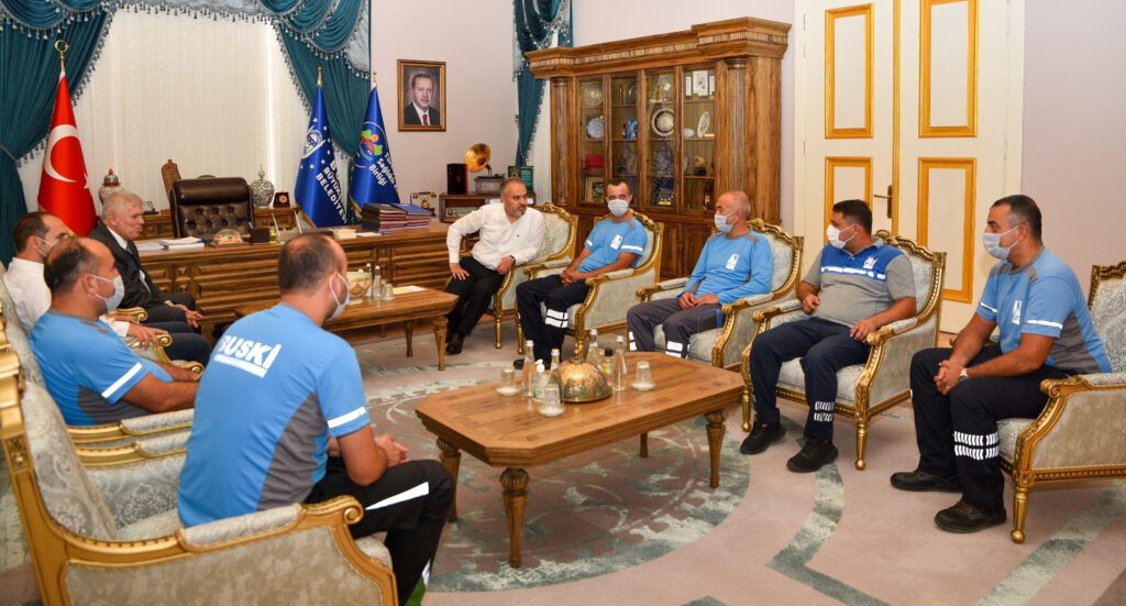 Yangında selde, Büyükşehir her yerde