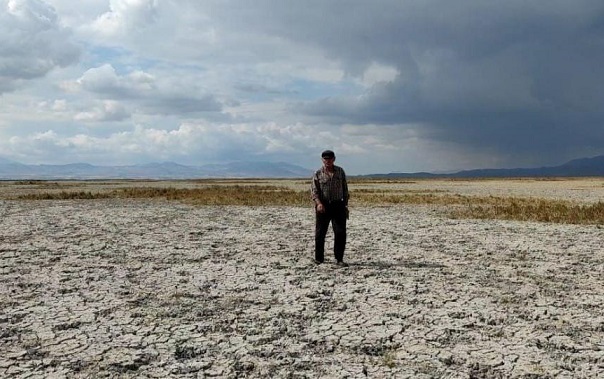 Yay Gölü çöle döndü