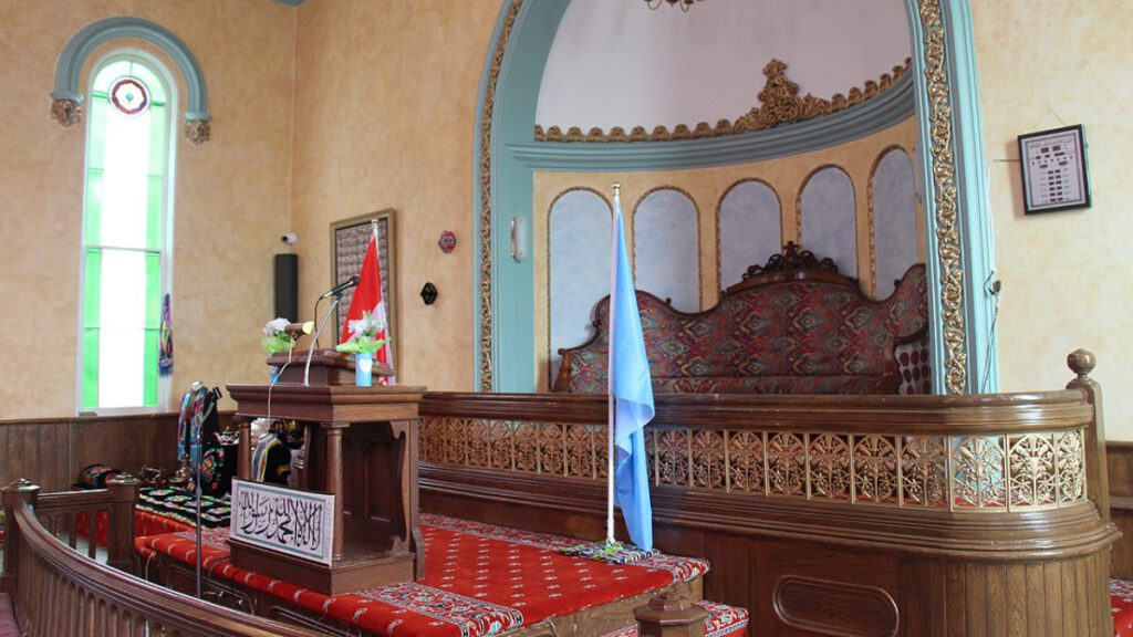 148 yıllık kilise camiye çevrildi