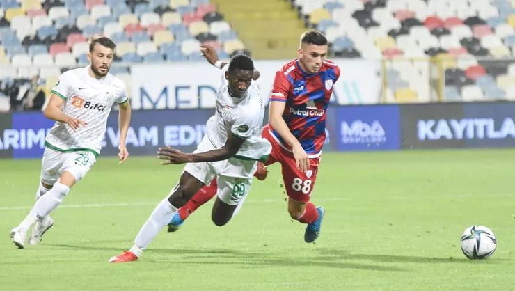 Timsah yine mağlup oldu!