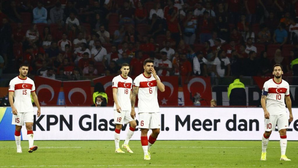 A Milli Takım, 2 basamak geriledi