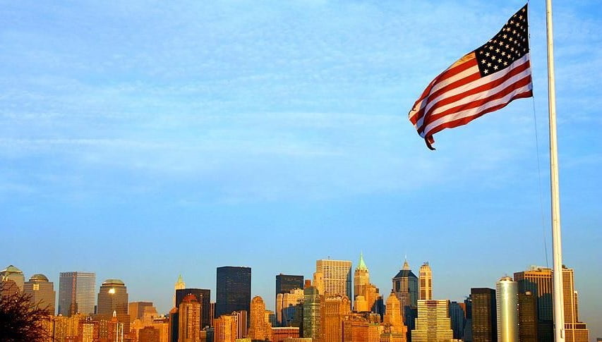 ABD’de gelirler düştü, yoksulluk arttı