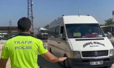 Polis bu defa aşı için durdurdu