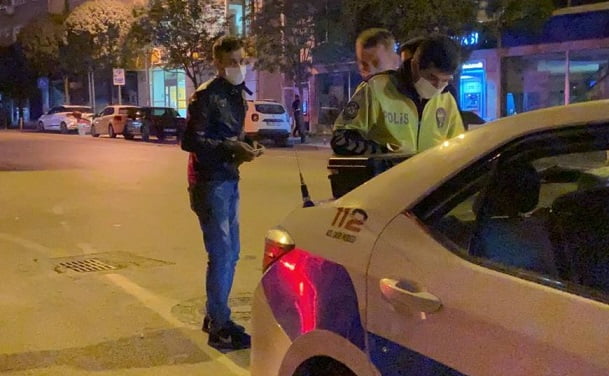 Alkollü, ehliyetsiz ve korona…