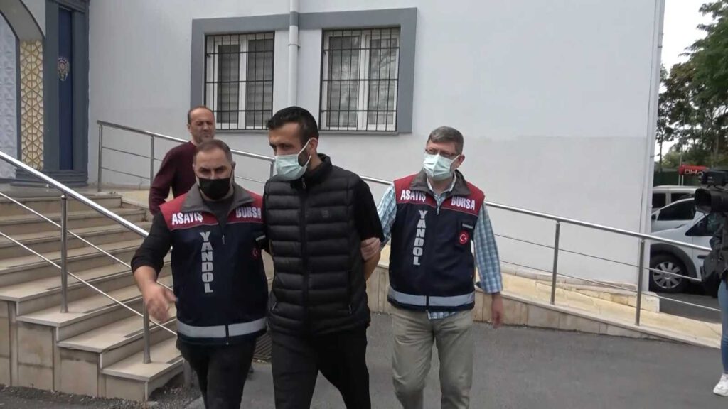 Dolandırdığı adam fotoğraflayınca yakalandı