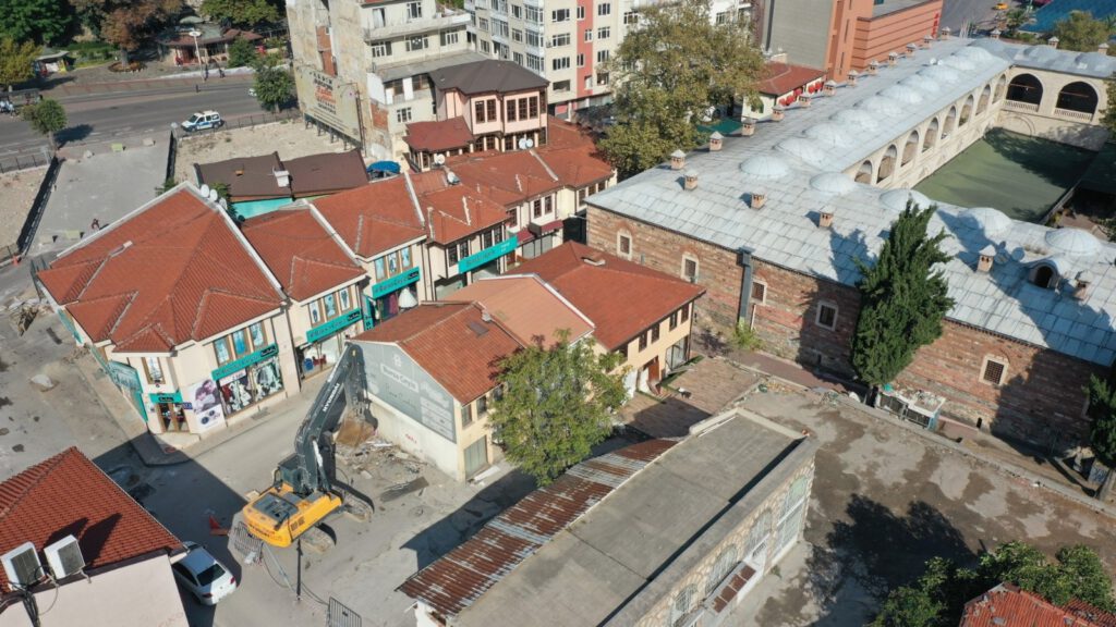 Hanlar Bölgesi gerçek kimliğini buluyor