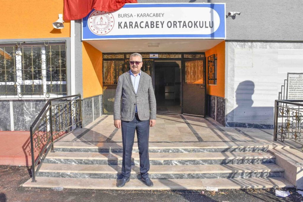 Karacabey Belediyesi’nden eğitime tam destek