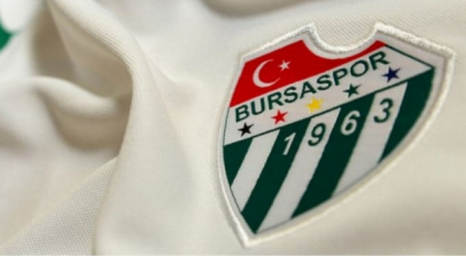 Bursaspor’da üç futbolcu kiralık gönderildi