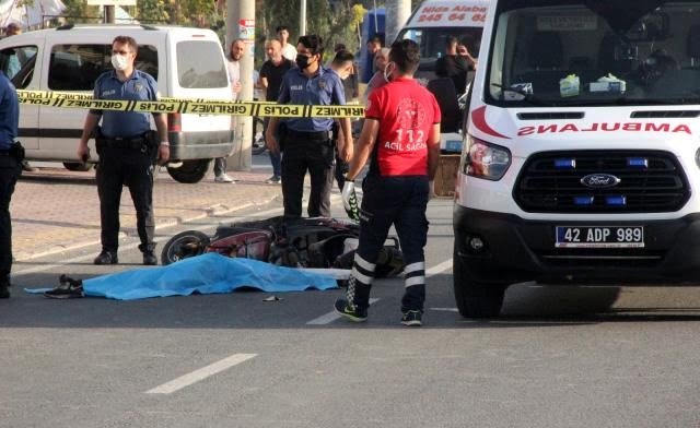 Yolcuya kamyonet çarptı: 1 ölü