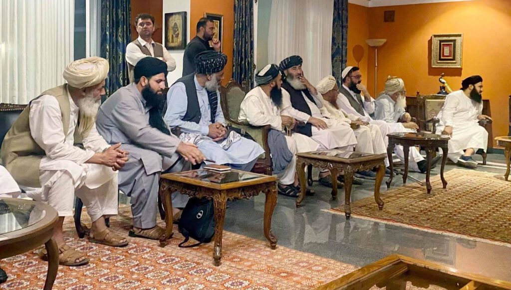 Taliban geçici hükümeti açıkladı