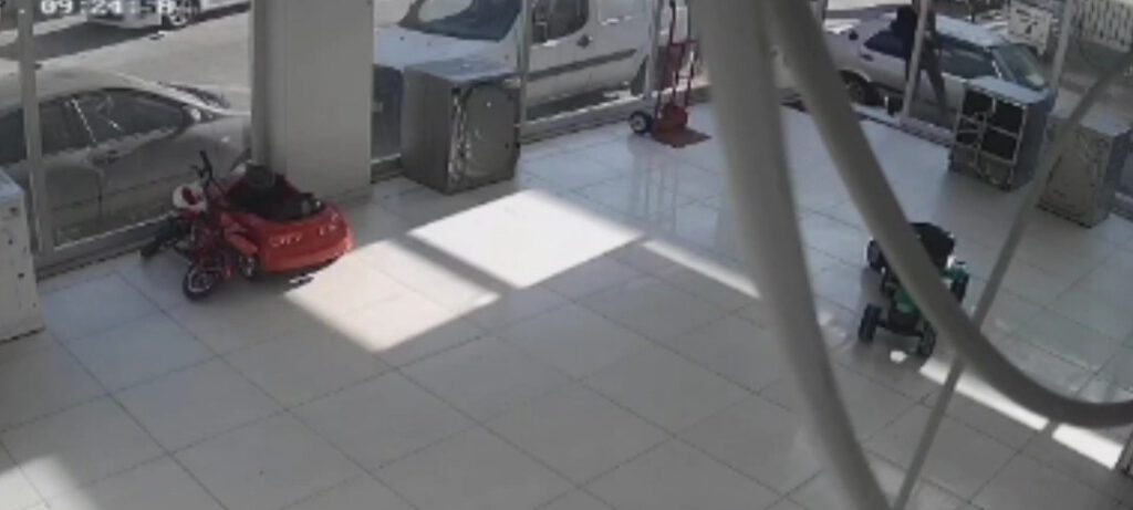 Bursa’da pompalı tüfekle ateş açtı!