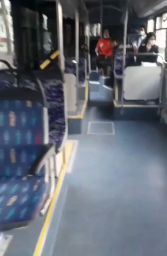 Bursa’da şoför otobüsü bırakıp kaçtı!