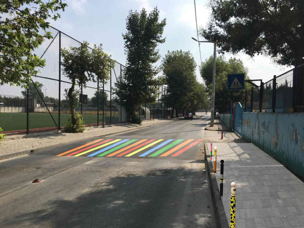 Bursa’nın ‘güvenli okul yolu’ projesine ödül