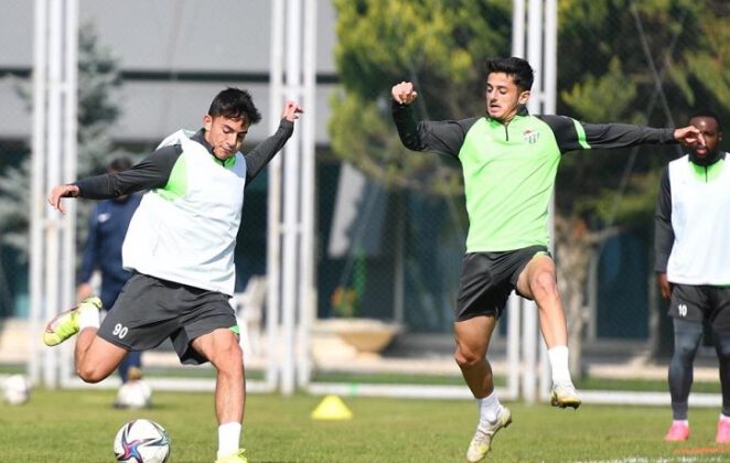 Bursaspor’da hazırlıklar başladı