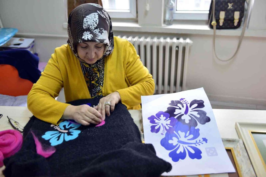 Kadınlara e-ticaret eğitimi