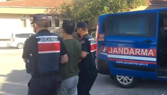 Kablo hırsızları suçüstü yakalandı