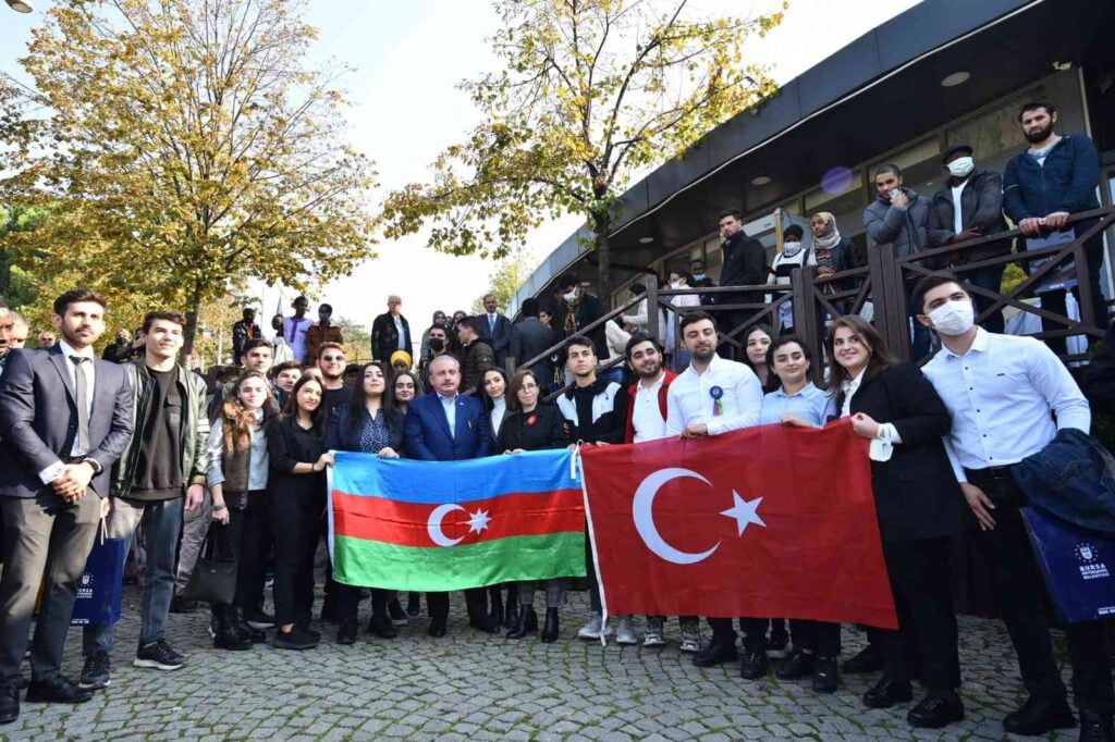 TBMM Başkanı Şentop, öğrencilerle buluştu