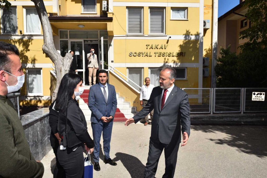 Üniversiteliye barınma desteği