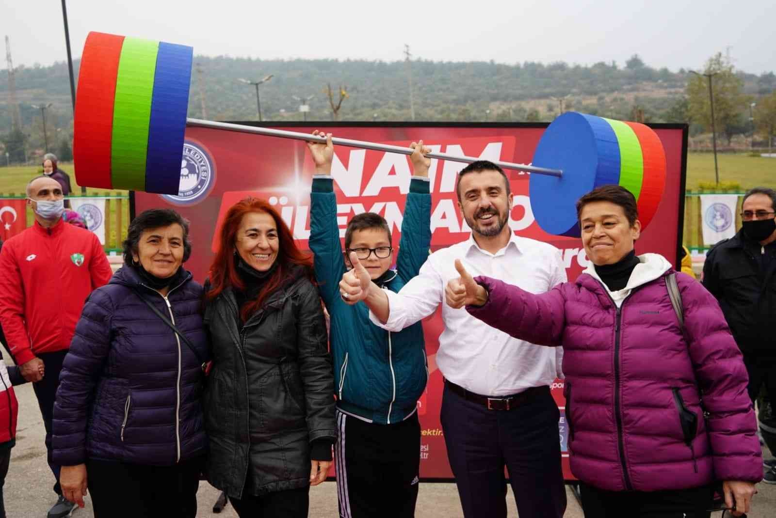 100 sporcu ’Cep Herkülü’ için koştu