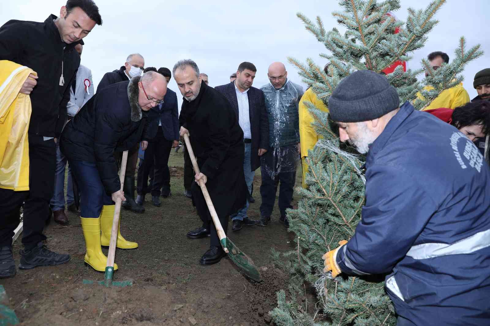 40 bin öğretmene 40 bin fidan