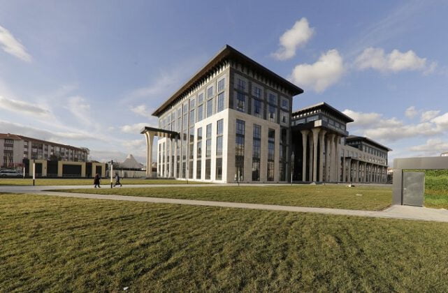 Hizmet binası yapım ihalesi